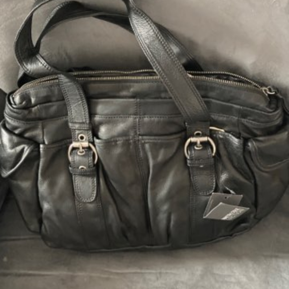 Kenneth Cole purse